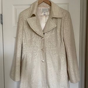 White House Black Market Cream Coat NEW